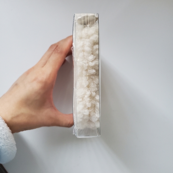 BNWT kawaii Artbox Poodle Fluffy Sherpa Zip Pouch - Picture 4 of 5